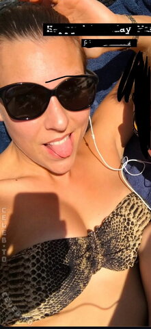 Jenny Woess nude photo 3