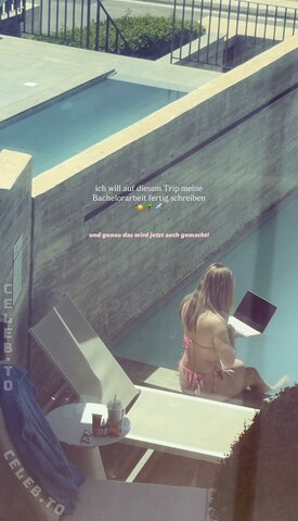 jennybelly nude photo 8