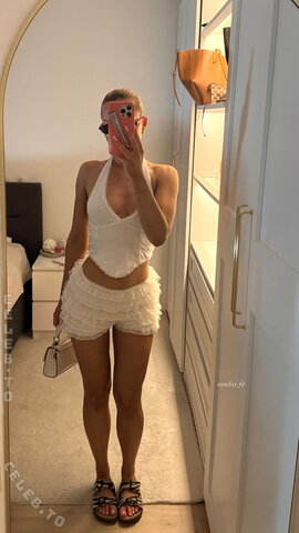 Jenny.lbx nude photo 23