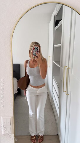 Jenny.lbx nude photo 6