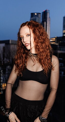 Jess Glynne nude