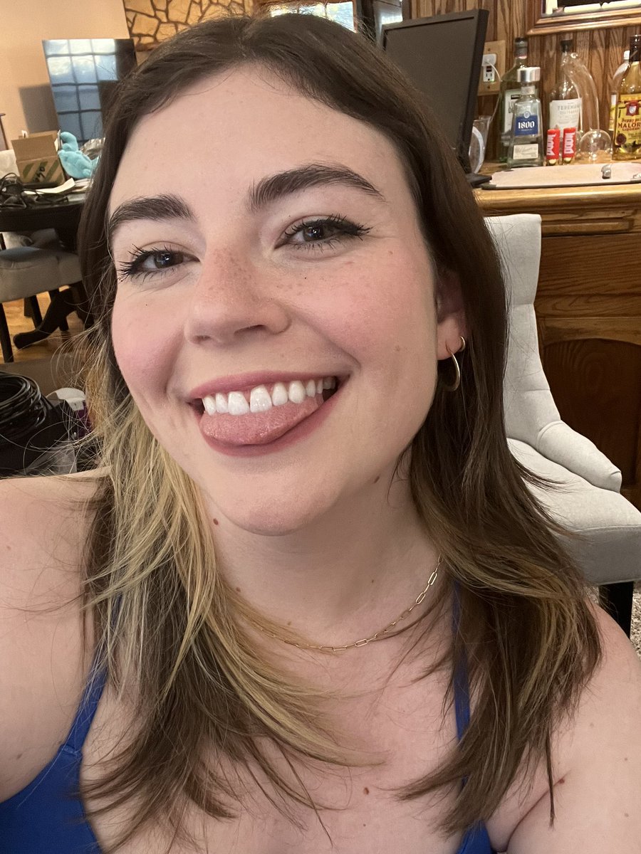 JessCapricorn nude photo 7