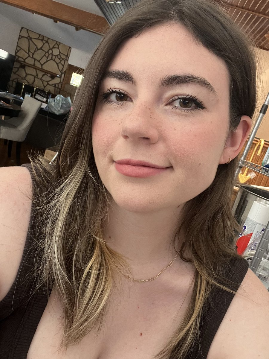 JessCapricorn nude photo 8