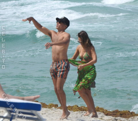 Jessica Alba nude photo 3