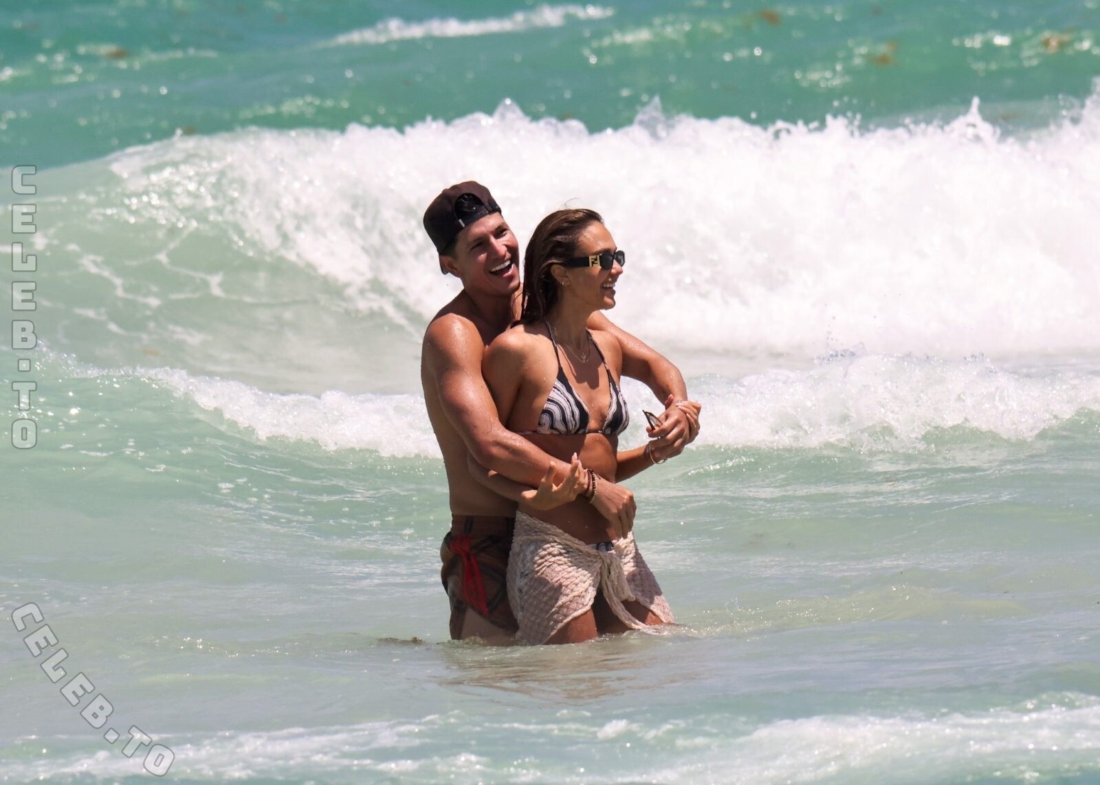 Jessica Alba nude photo 10