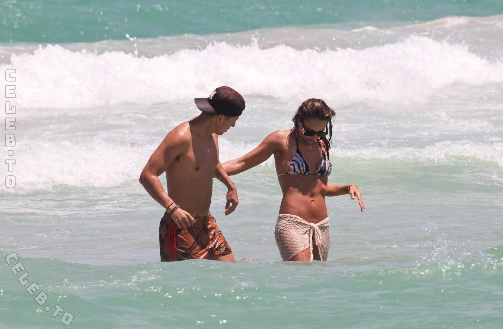 Jessica Alba nude photo 28