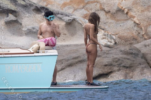 Jessica Alba nude photo 65