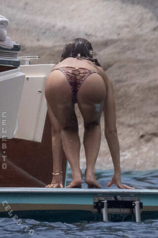 Jessica Alba nude photo 61