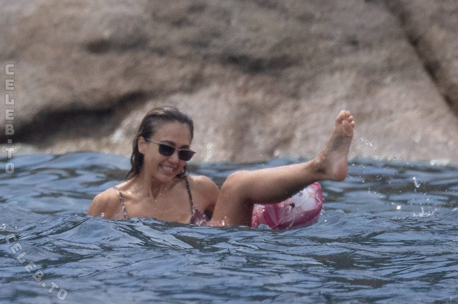 Jessica Alba nude photo 12