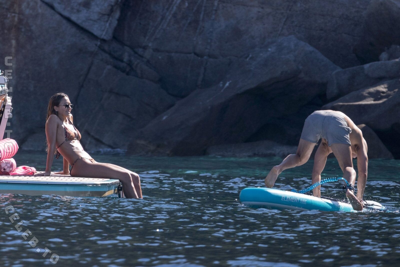 Jessica Alba nude photo 18