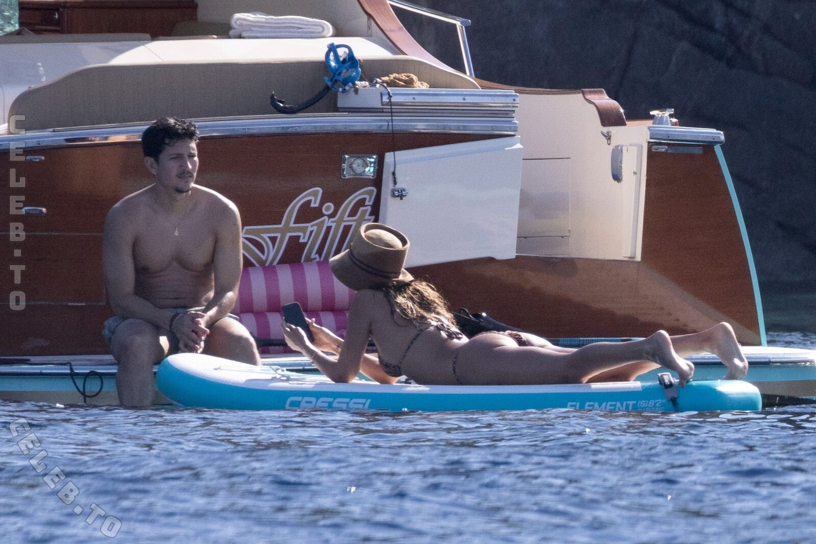 Jessica Alba nude photo 27
