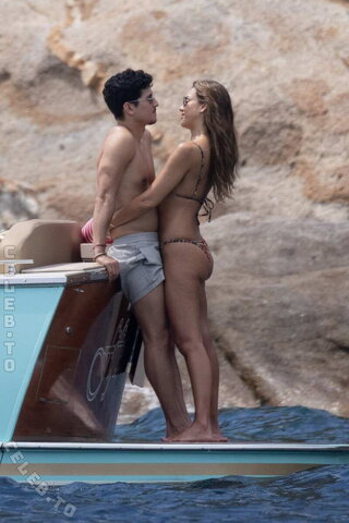 Jessica Alba nude photo 14