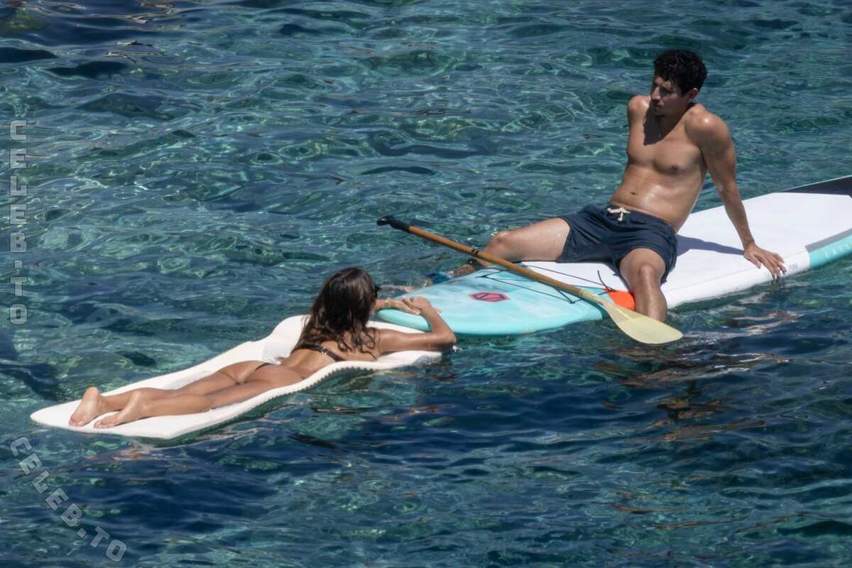 Jessica Alba nude photo 12