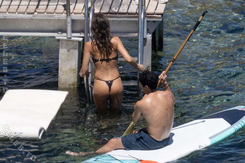 Jessica Alba nude photo 11