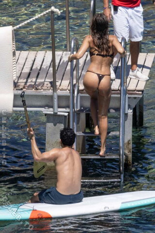 Jessica Alba nude photo 9
