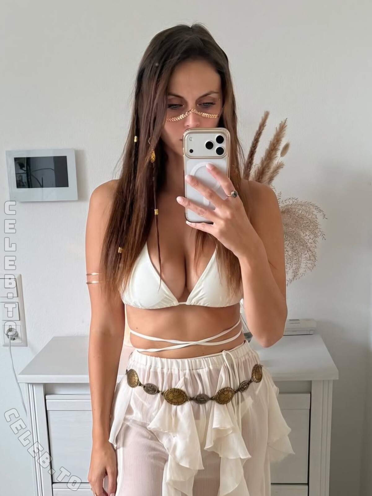 Jessica Bisceglia nude photo 6
