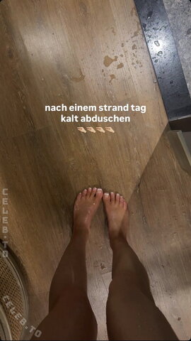 Jessica Delion nude photo 17