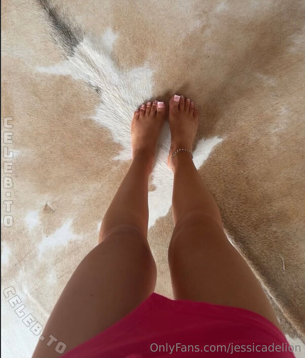 Jessica Delion nude photo 1