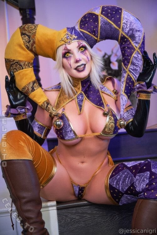 Jessica Nigri nude photo 9