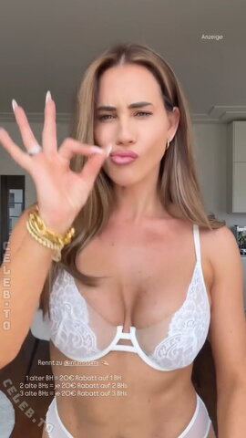 Jessica Paszka nude photo 33