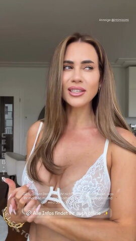 Jessica Paszka nude photo 32