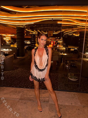Jessica Paszka – Current posts
