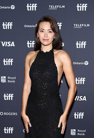 Jessica Yu Li Henwick Hot (2 photos)