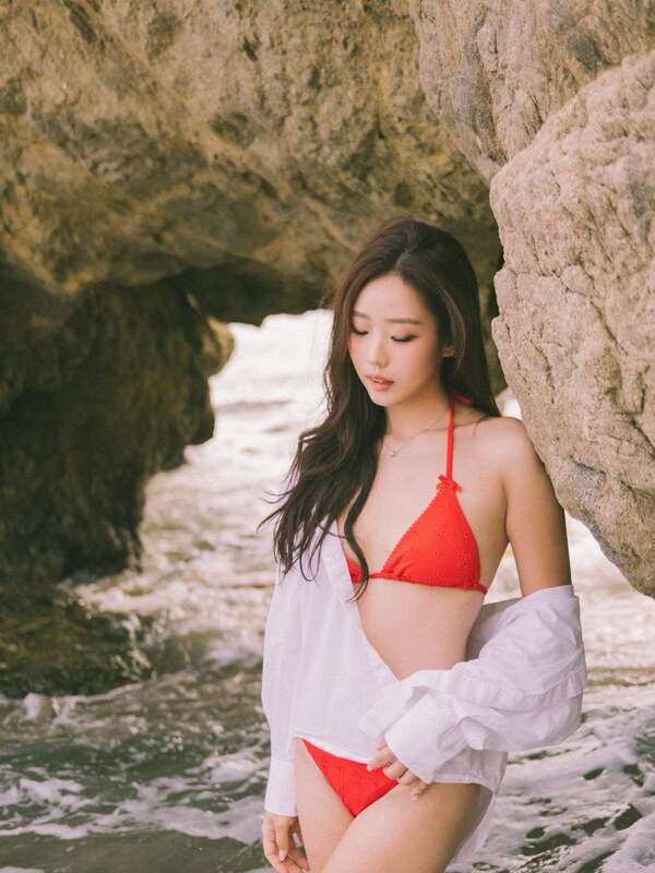Jessica nude photo 1