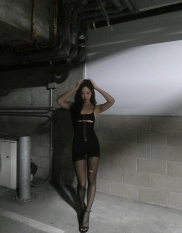 Jessica nude photo 11