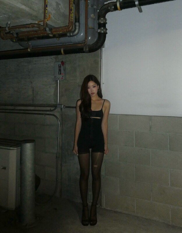 Jessica nude photo 12