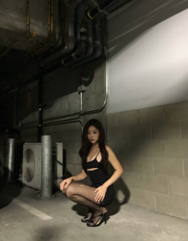 Jessica nude photo 13