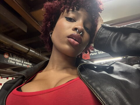 Jessickitty nude photo 3