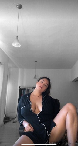 Jess.ido nude photo 15