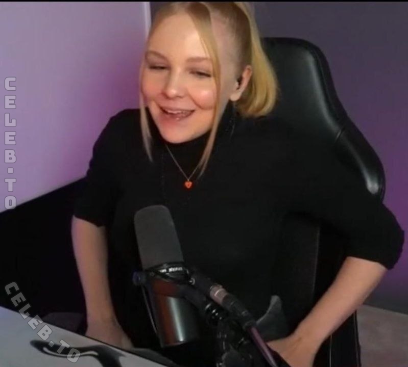 JessieTV nude photo 2