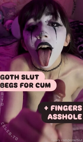 Jesterslut nude photo 12