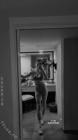 jetlagandjetset nude photo 21