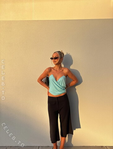 Jiba Hughes – Blue waterfall top