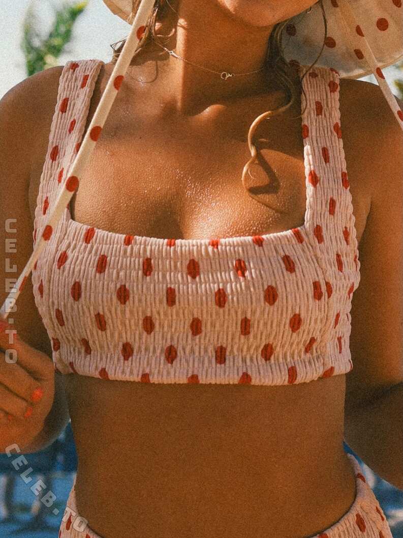 Jiba Hughes nude photo 3