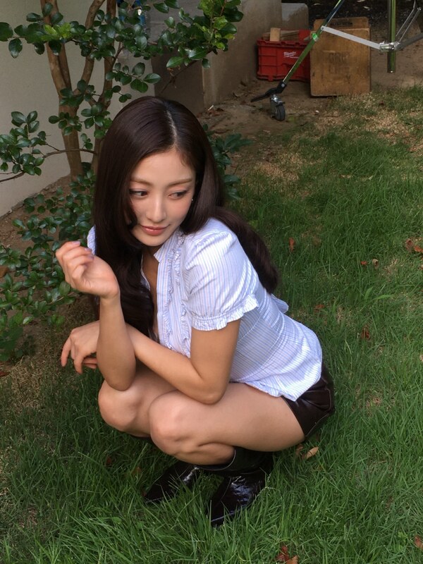 Jihyo nude photo 2