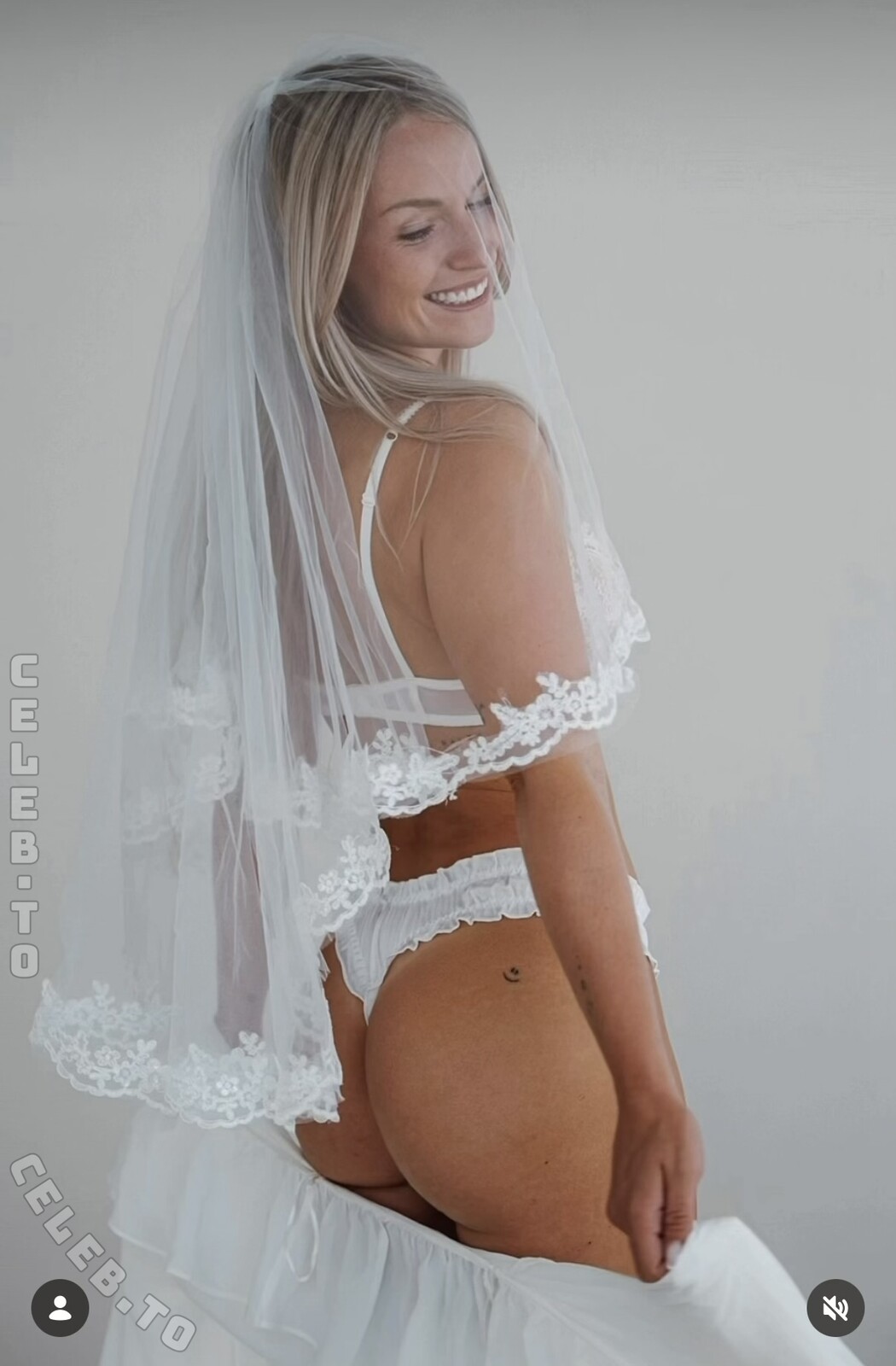 Jil Eileen Füngeling nude photo 2