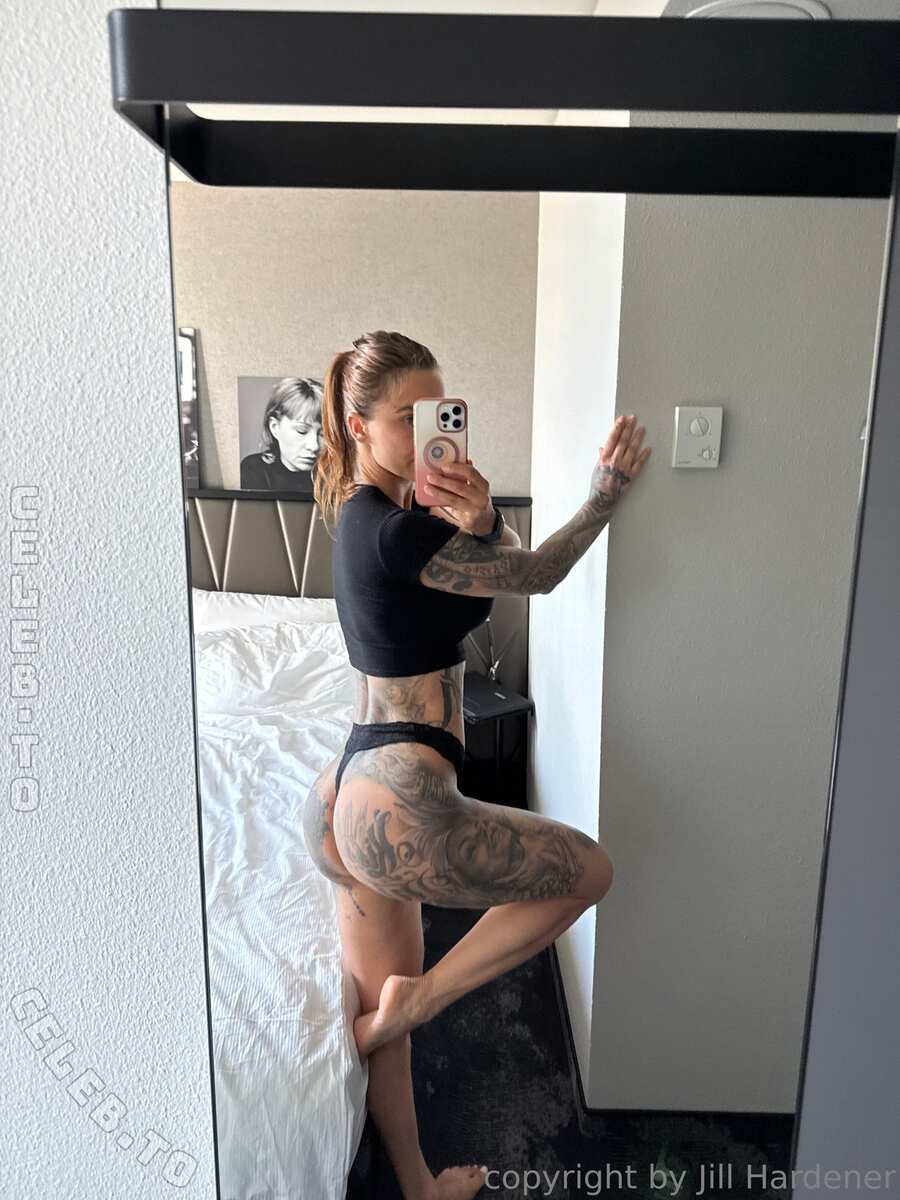 Jill Hardener nude photo 2