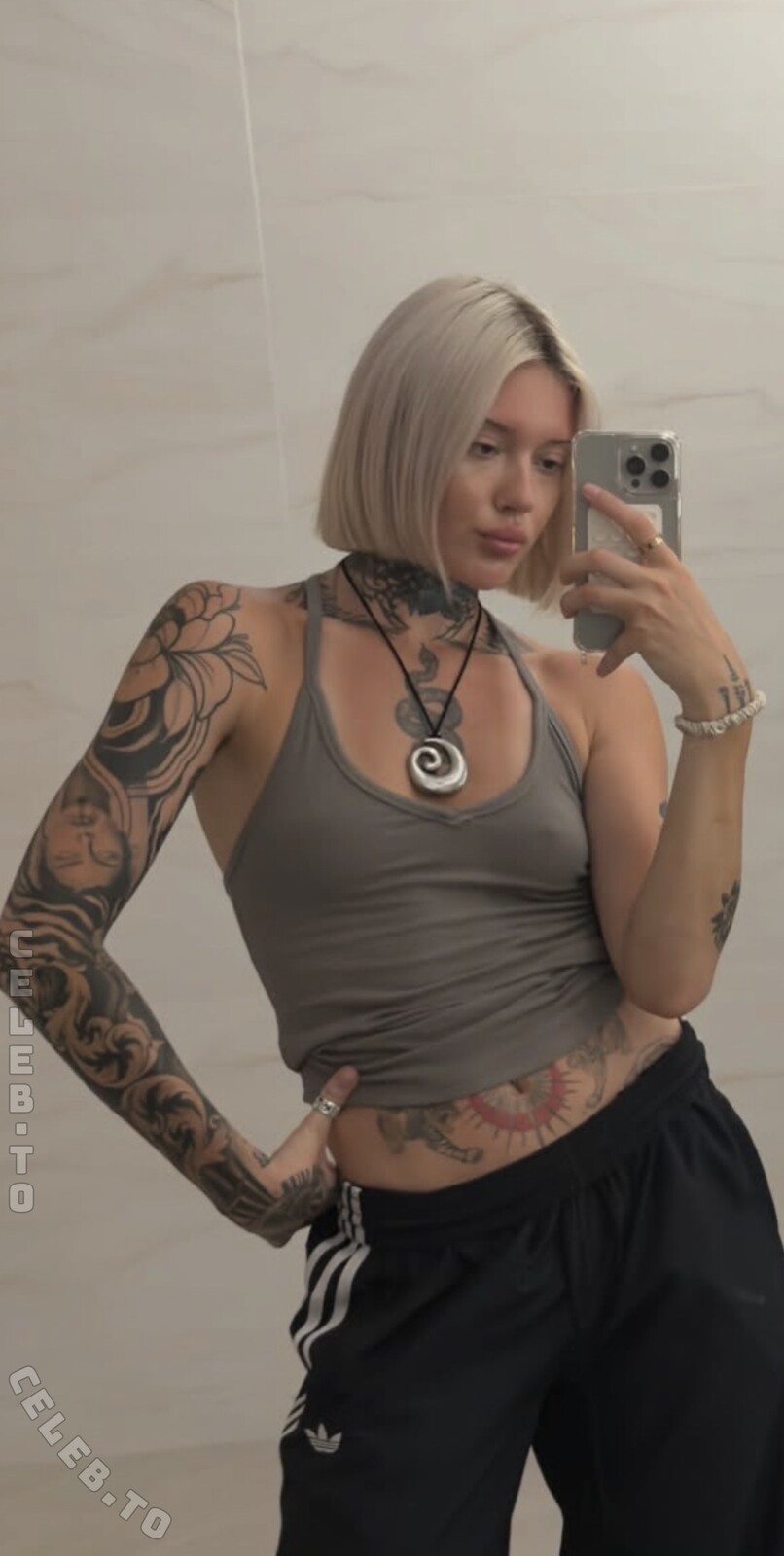 Jill Lange nude photo 1