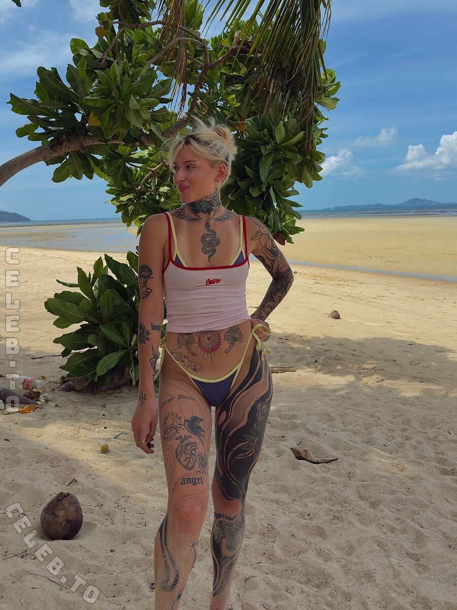 Jill Lange nude photo 3