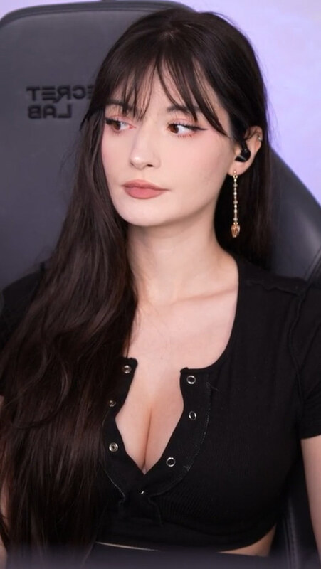 Jill nude photo 1