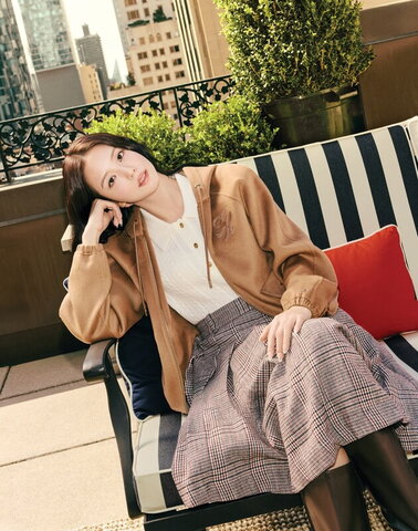Jisoo nude photo 13