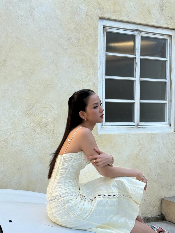 Jisoo nude photo 3