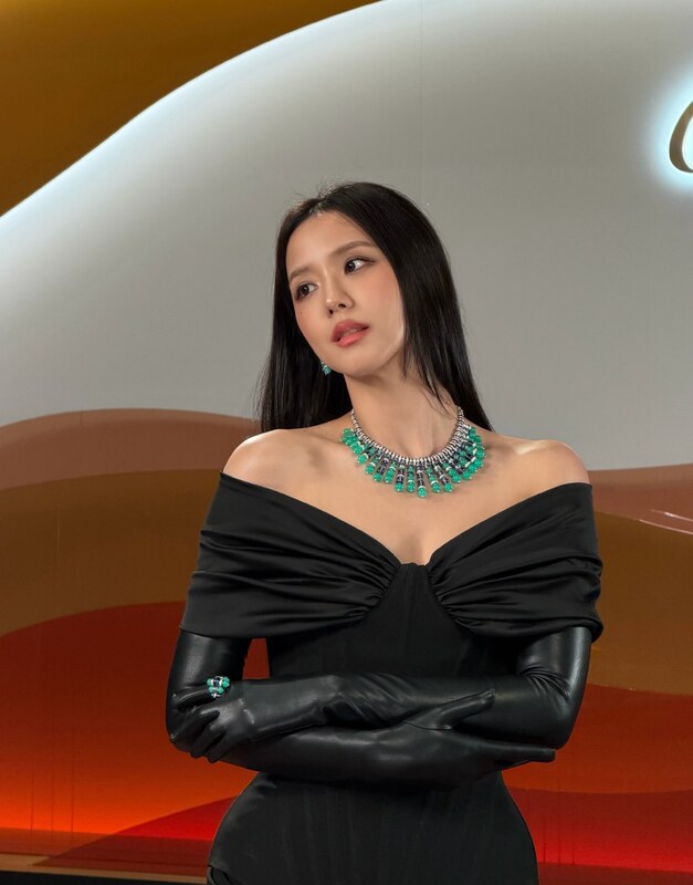 Jisoo nude photo 20