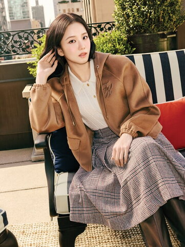 Jisoo nude photo 44