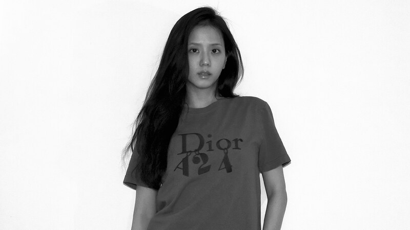 Jisoo nude photo 4