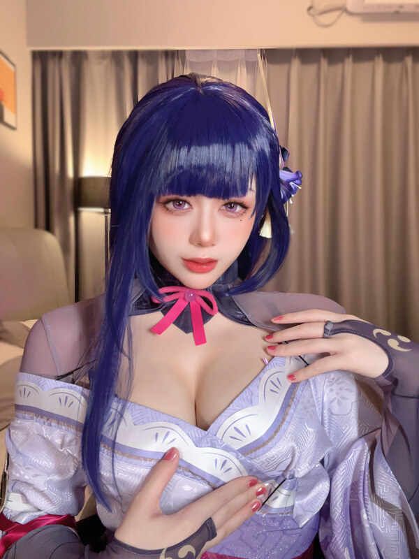 Jiu yan nude photo 11